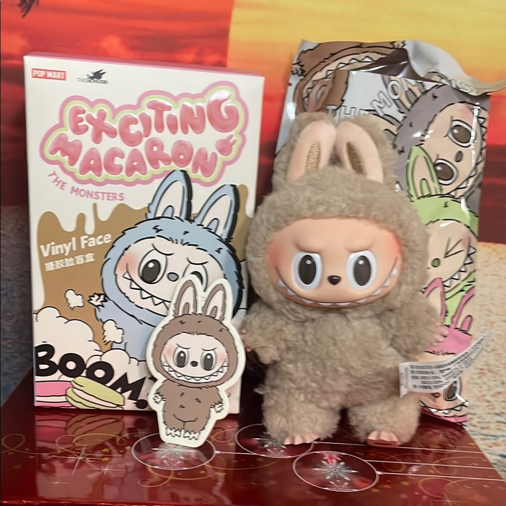 Labubu The Monster Exciting Macaron Vinyl Face Plush Blind Box “TOFFEE”